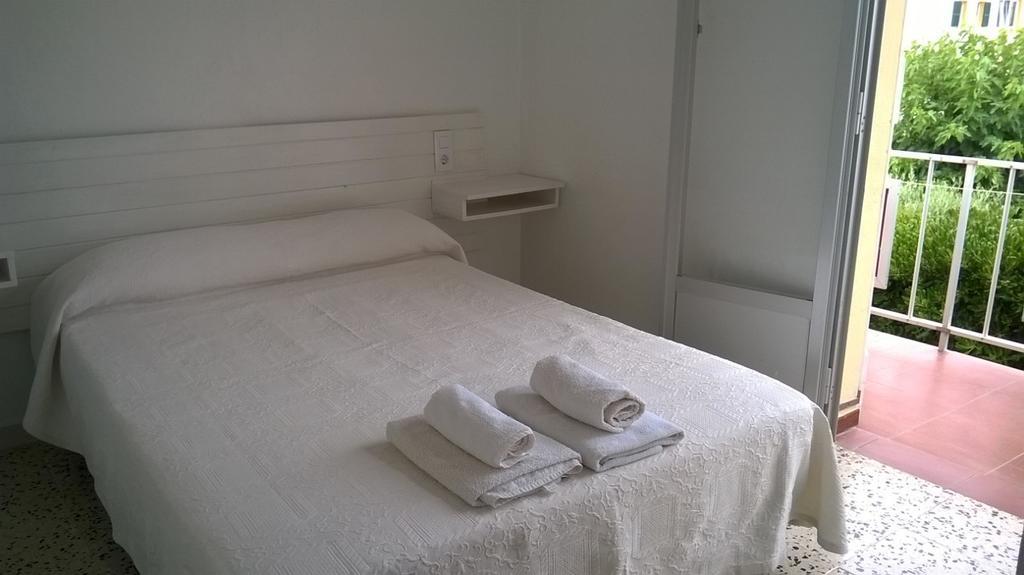 Hostal Paris Ciutadella ซิวตาเดญา ห้อง รูปภาพ