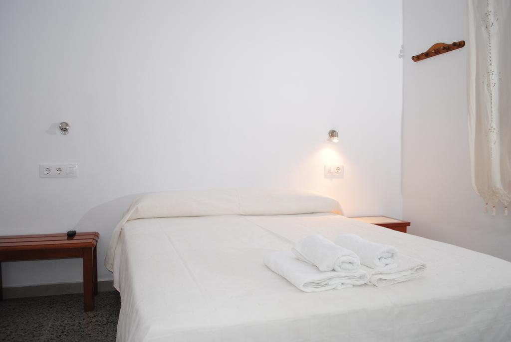 Hostal Paris Ciutadella ซิวตาเดญา ห้อง รูปภาพ